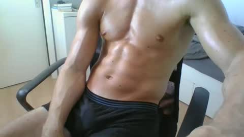 Snapshot of ramonjoosse2001 chatting on May 25, 2026, 3:29 pm ramonjoosse2001 online show from May 25, 2026, 3:29 pm