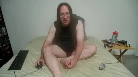Snapshot of rando1235 chatting on May 16, 2026, 6:54 am rando1235 online show from May 16, 2026, 6:54 am