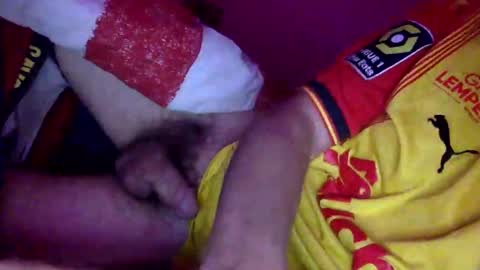 Snapshot of randobad12 chatting on December 29, 2024, 8:37 pm randobad12 online show from December 29, 2024, 8:37 pm