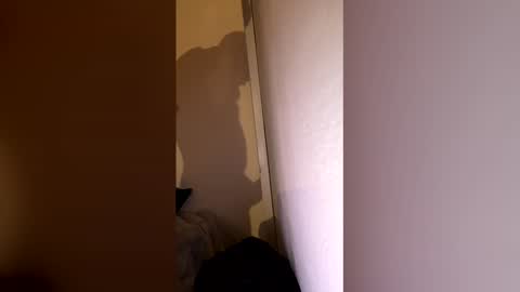 random4056 online show from April 19, 2026, 9:50 pm