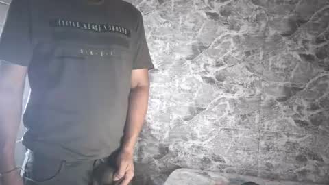 Snapshot of rangelmunoz chatting on July 7, 2026, 12:02 am Rangel online show from July 7, 2026, 12:02 am