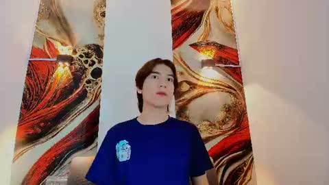 raphael_nyon1 online show from June 26, 2026, 3:55 am