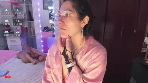 Snapshot of rapunzell__ chatting on July 2, 2026, 12:44 pm Rapunzell online show from July 2, 2026, 12:44 pm