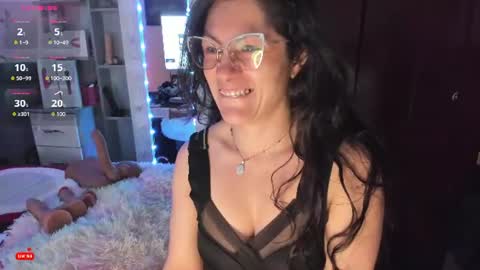 Snapshot of rapunzell__ chatting on July 15, 2026, 11:15 am Rapunzell online show from July 15, 2026, 11:15 am