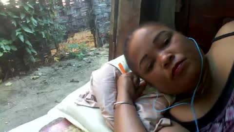 Snapshot of rasoafleuriandrine43 chatting on June 7, 2026, 10:52 am rasoafleuriandrine43 online show from June 7, 2026, 10:52 am