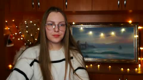 raspberry0101 online show from December 25, 2024, 5:15 pm