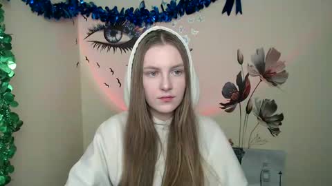 raspberry0101 online show from January 3, 2025, 10:52 am