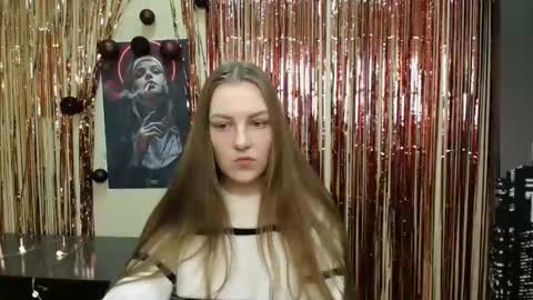 raspberry0101 online show from January 14, 2025, 1:28 pm