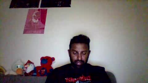 raul2k2 online show from December 3, 2025, 8:51 pm