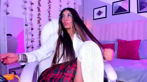 Raven online show from September 13, 2025, 4:01 am