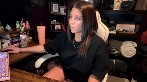 raven_ravish online show from March 11, 2025, 12:44 am