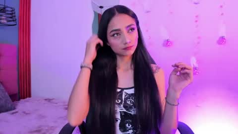 raven_smith_ online show from July 13, 2026, 4:04 am