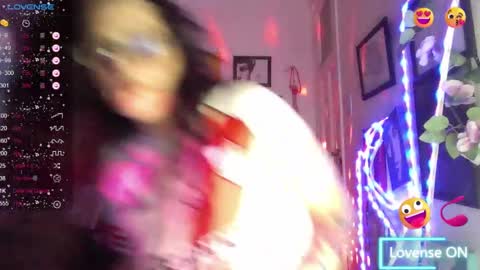 Raven online show from November 9, 2025, 11:36 pm