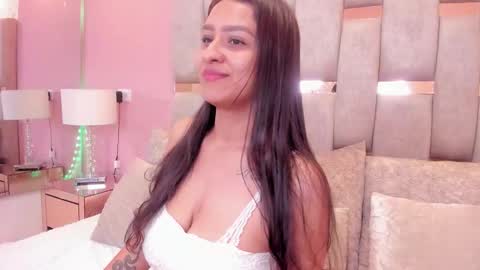 Snapshot of ravenbloodd chatting on February 14, 2026, 7:32 pm Raven online show from February 14, 2026, 7:32 pm