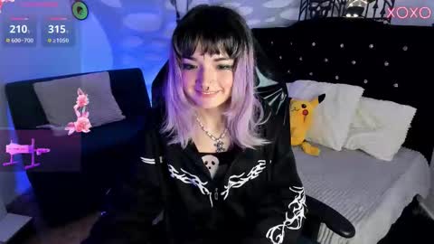 ravencollen online show from October 31, 2025, 2:12 am