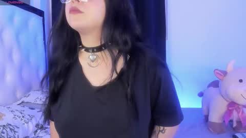 Snapshot of ravendark_666 chatting on November 2, 2025, 3:31 am Raven online show from November 2, 2025, 3:31 am