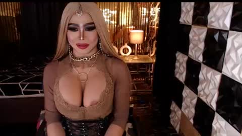 ravenmystiquex online show from June 23, 2026, 12:03 pm