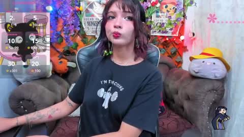 Snapshot of ravenn_20 chatting on April 6, 2026, 11:33 am RavenN online show from April 6, 2026, 11:33 am
