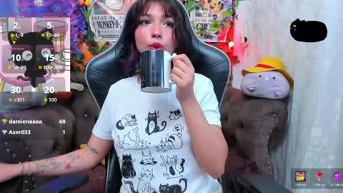 Snapshot of ravenn_20 chatting on April 15, 2026, 12:23 pm RavenN online show from April 15, 2026, 12:23 pm