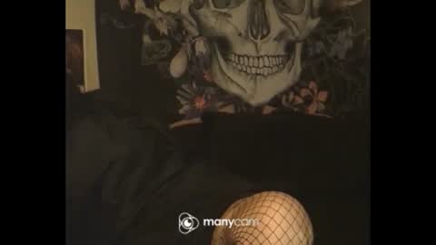 Snapshot of ravenxlee chatting on September 17, 2025, 5:14 pm ravenxlee online show from September 17, 2025, 5:14 pm