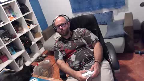 ravingr3d3 online show from September 23, 2025, 9:51 pm