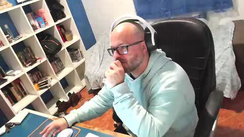 Snapshot of ravingr3d3 chatting on March 3, 2026, 9:53 pm ravingr3d3 online show from March 3, 2026, 9:53 pm