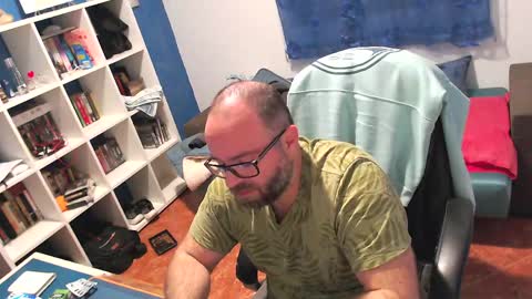 Snapshot of ravingr3d3 chatting on March 22, 2026, 12:14 am ravingr3d3 online show from March 22, 2026, 12:14 am