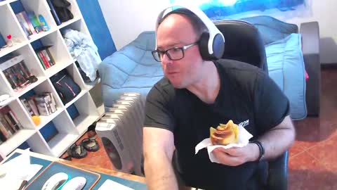 Snapshot of ravingr3d3 chatting on March 30, 2026, 1:12 pm ravingr3d3 online show from March 30, 2026, 1:12 pm