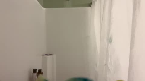 Snapshot of ravyn_xoxo chatting on January 31, 2025, 3:41 am Ravynn 3 online show from January 31, 2025, 3:41 am