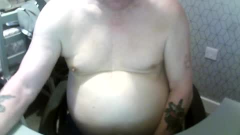 Snapshot of ray477 chatting on August 7, 2026, 10:01 pm ray477 online show from August 7, 2026, 10:01 pm