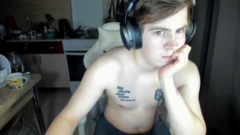 Ray online show from January 2, 2025, 8:35 pm