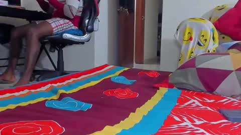 ray_long222 online show from April 16, 2026, 11:22 am