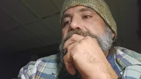 raybob252000 online show from October 20, 2025, 9:43 am