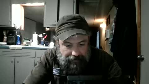 raybob252000 online show from November 20, 2025, 2:23 am