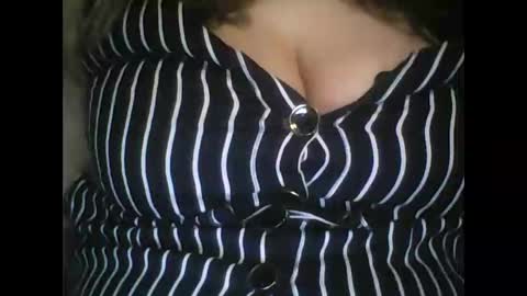 rayday_ online show from February 12, 2025, 7:24 pm