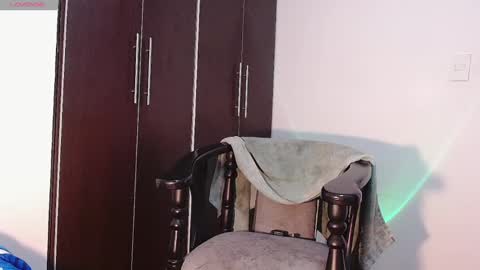 Snapshot of raydevil_ chatting on January 16, 2025, 6:16 pm Rayn online show from January 16, 2025, 6:16 pm