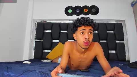 Snapshot of raydevil_ chatting on February 20, 2025, 1:08 pm Rayn online show from February 20, 2025, 1:08 pm