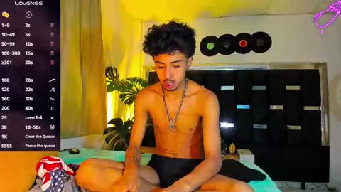 Snapshot of raydevil_ chatting on February 22, 2025, 1:00 am Rayn online show from February 22, 2025, 1:00 am