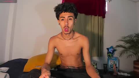 Snapshot of raydevil_ chatting on March 3, 2025, 9:48 pm Rayn online show from March 3, 2025, 9:48 pm