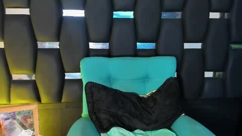 Rayn online show from April 18, 2026, 4:55 pm