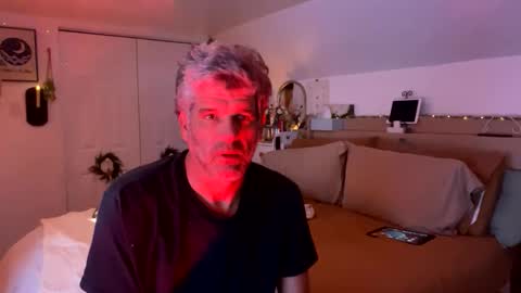 Snapshot of raymag444 chatting on December 23, 2025, 3:37 am raymag444 online show from December 23, 2025, 3:37 am