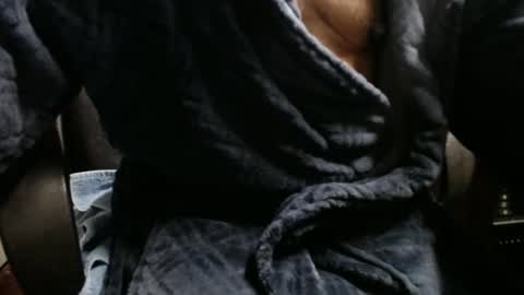 Ray online show from November 2, 2025, 12:24 am