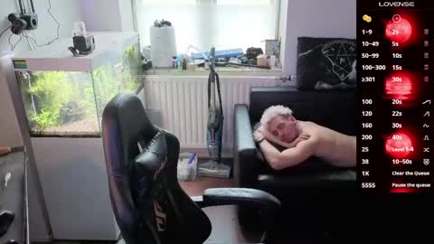 Rayzel online show from March 20, 2026, 5:07 pm