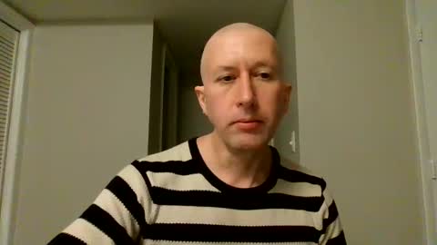 rbtknkstr online show from January 3, 2025, 2:54 am