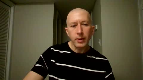 rbtknkstr online show from February 3, 2025, 1:19 am