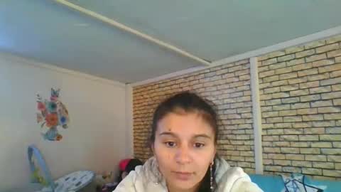 Snapshot of real_coupl3 chatting on November 16, 2025, 7:03 am real_coupl3 online show from November 16, 2025, 7:03 am