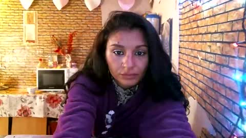 real_coupl3 online show from April 19, 2026, 8:02 am