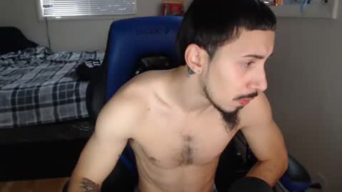 realace9 online show from November 3, 2025, 1:34 pm