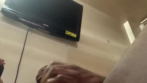 reallife1993 online show from November 6, 2025, 8:59 am