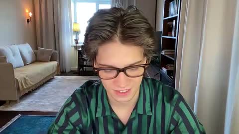 Snapshot of realsupermichael chatting on January 5, 2025, 12:31 pm AliceEve online show from January 5, 2025, 12:31 pm